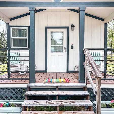 Private Tiny Home Royal Ridge Getaway Buitenkant foto
